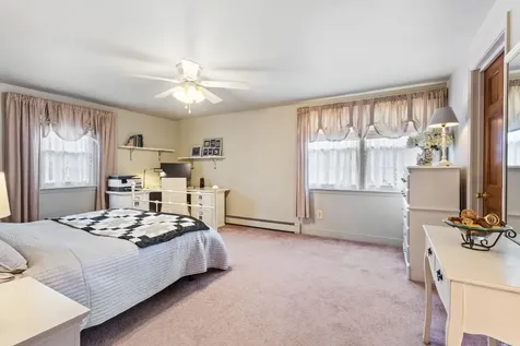 16 Richard Road Gorham ME 04038