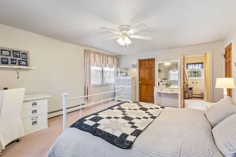 16 Richard Road Gorham ME 04038