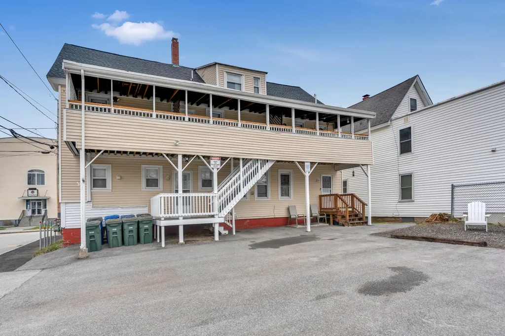 12 Dunn Street Westbrook ME 04092