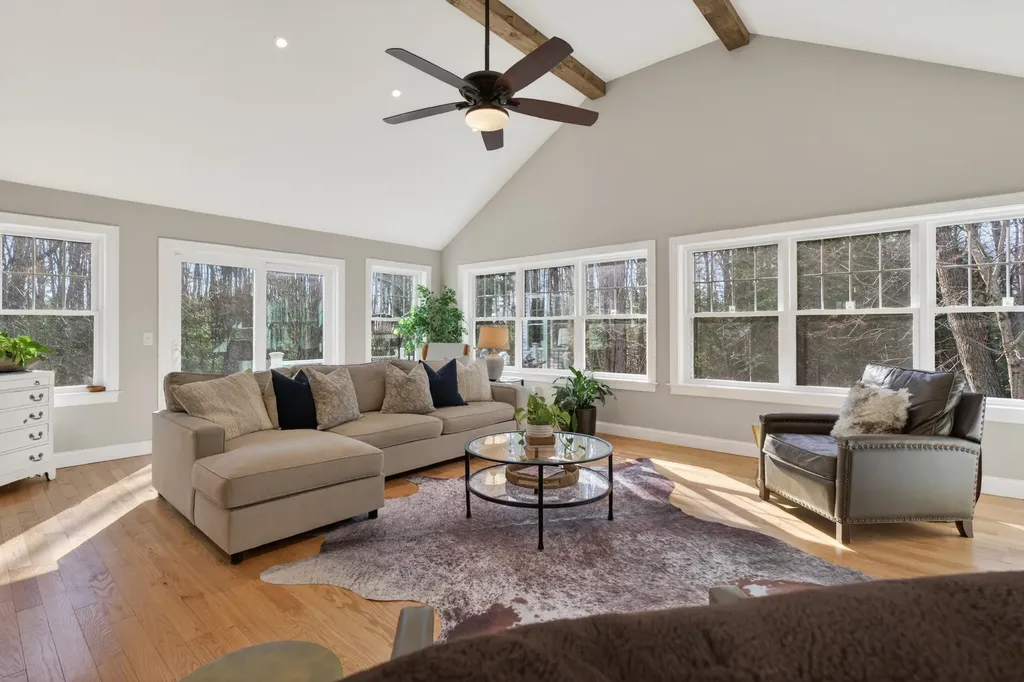28 Elmwood Avenue Scarborough ME 04074