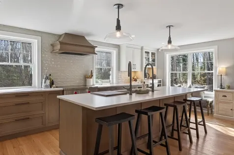 28 Elmwood Avenue Scarborough ME 04074