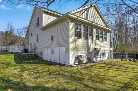 28 Elmwood Avenue Scarborough ME 04074