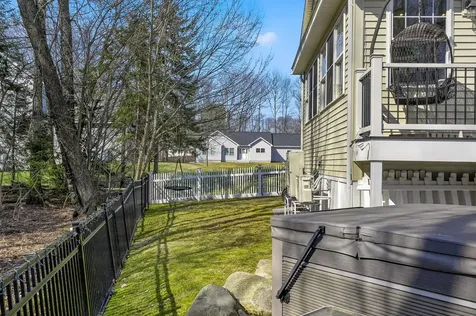 28 Elmwood Avenue Scarborough ME 04074