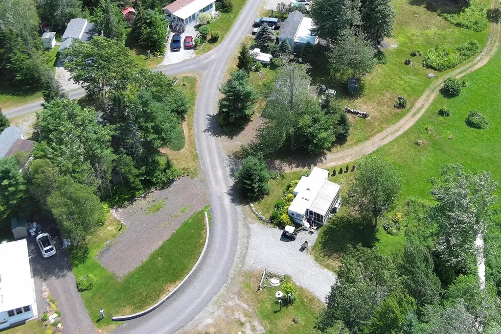 71 Bunny Trail Warren ME 04864