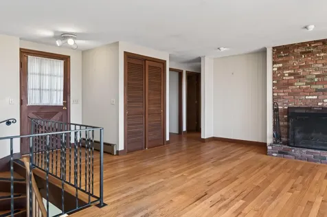 32 Bowery Beach Road Cape Elizabeth ME 04107