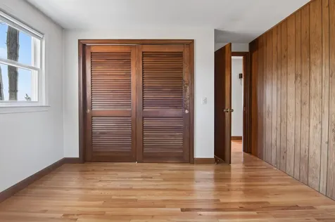 32 Bowery Beach Road Cape Elizabeth ME 04107