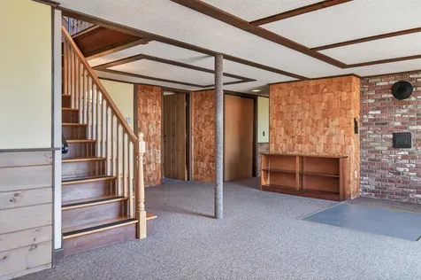 32 Bowery Beach Road Cape Elizabeth ME 04107