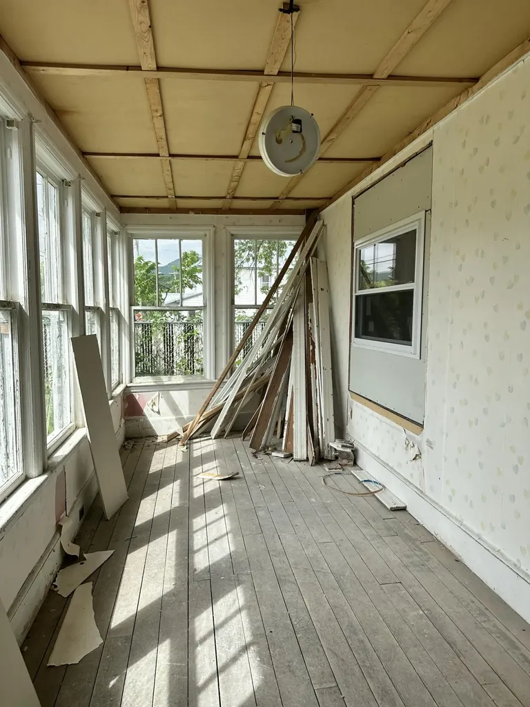 18 Porter Bridge Road Mexico ME 04257