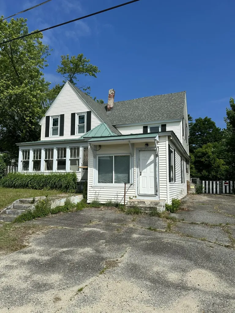 18 Porter Bridge Road Mexico ME 04257
