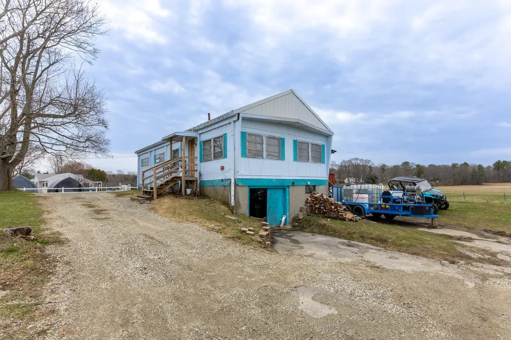 151 Southside Road York ME 03909