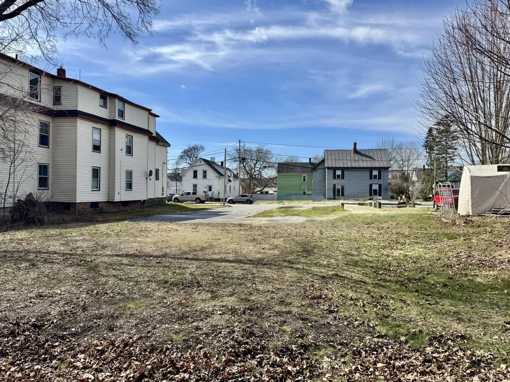 25 Oak Street Waterville ME 04901