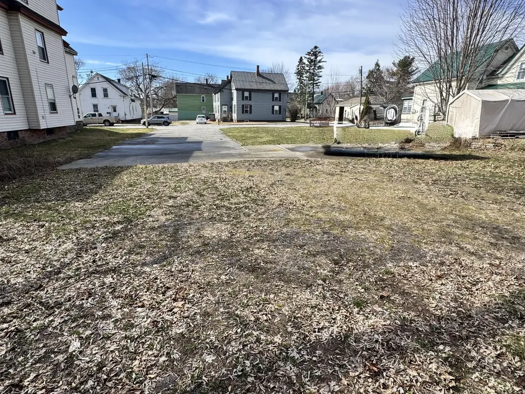 25 Oak Street Waterville ME 04901