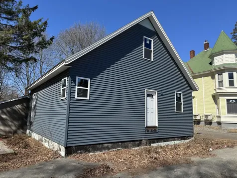 24 Prentiss Street Bangor ME 04401