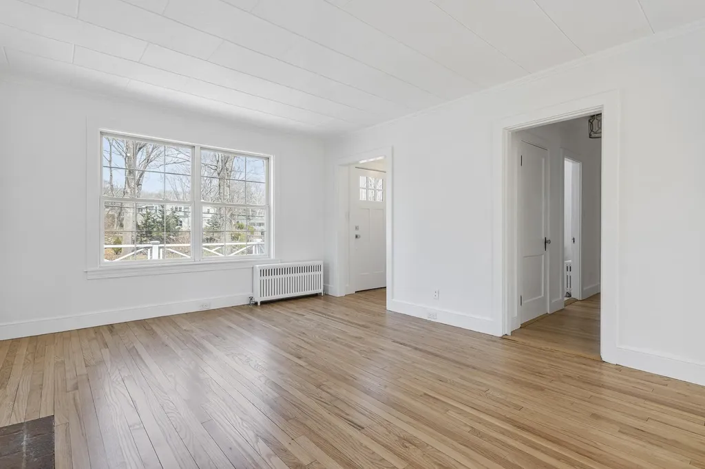 60 Oakhurst Road Cape Elizabeth ME 04107