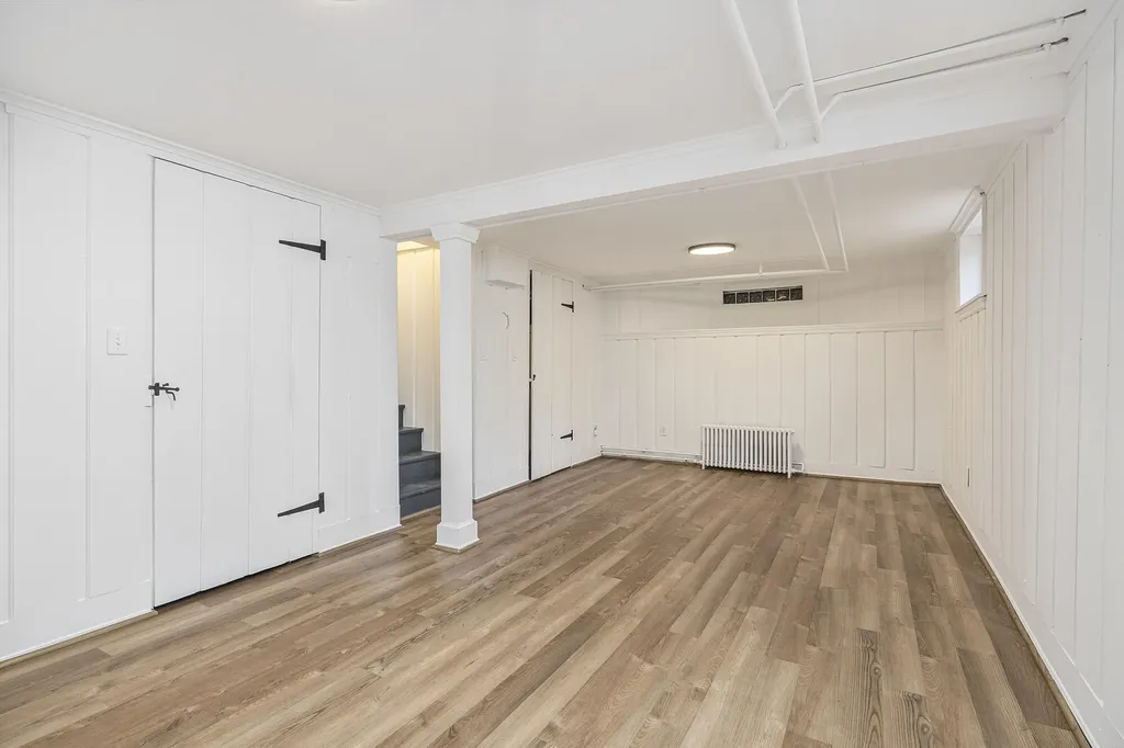 60 Oakhurst Road Cape Elizabeth ME 04107