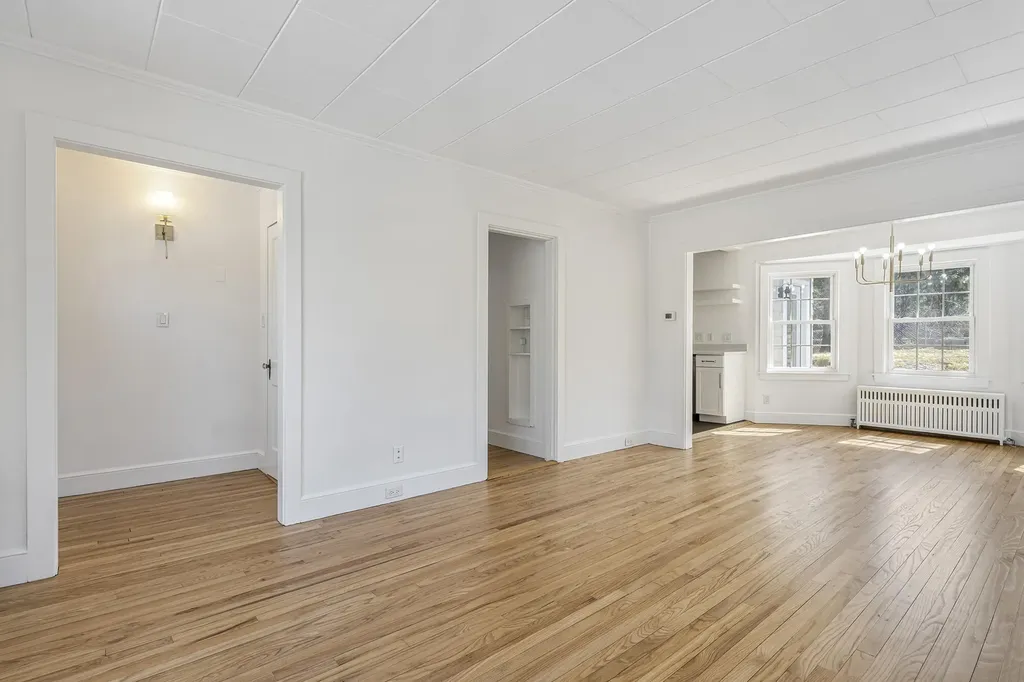 60 Oakhurst Road Cape Elizabeth ME 04107