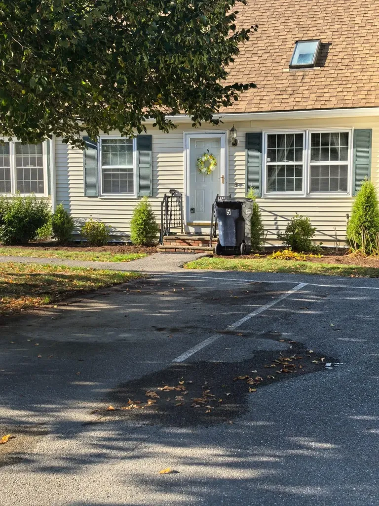 5 Cynthia Circle Bangor ME 04401
