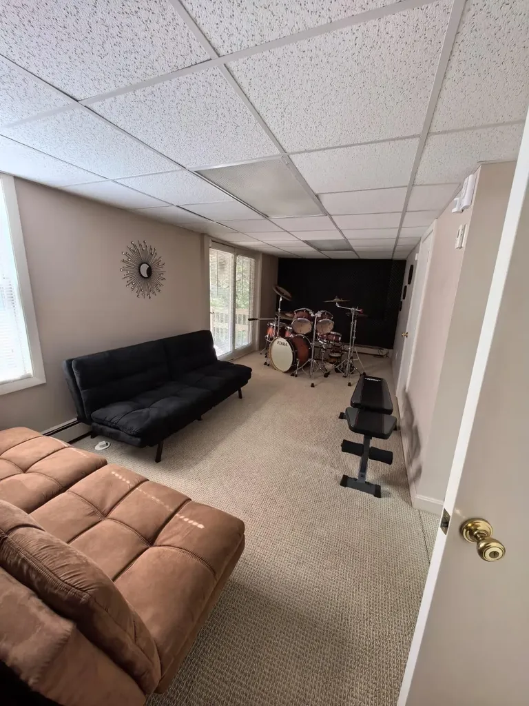 5 Cynthia Circle Bangor ME 04401