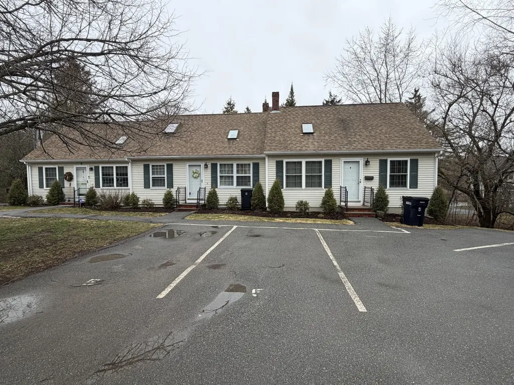 5 Cynthia Circle Bangor ME 04401