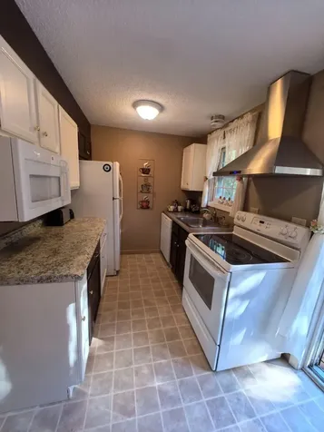 5 Cynthia Circle Bangor ME 04401