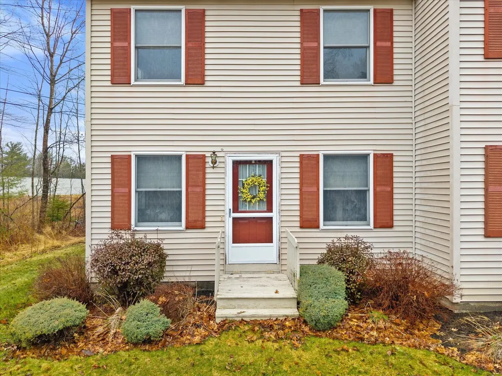135 Mayo Road Hampden ME 04444