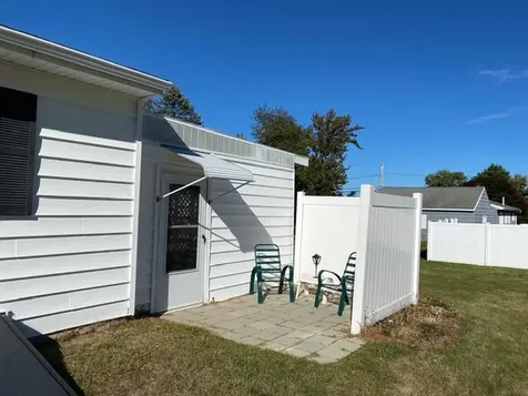 12 Dee Street Auburn ME 04210