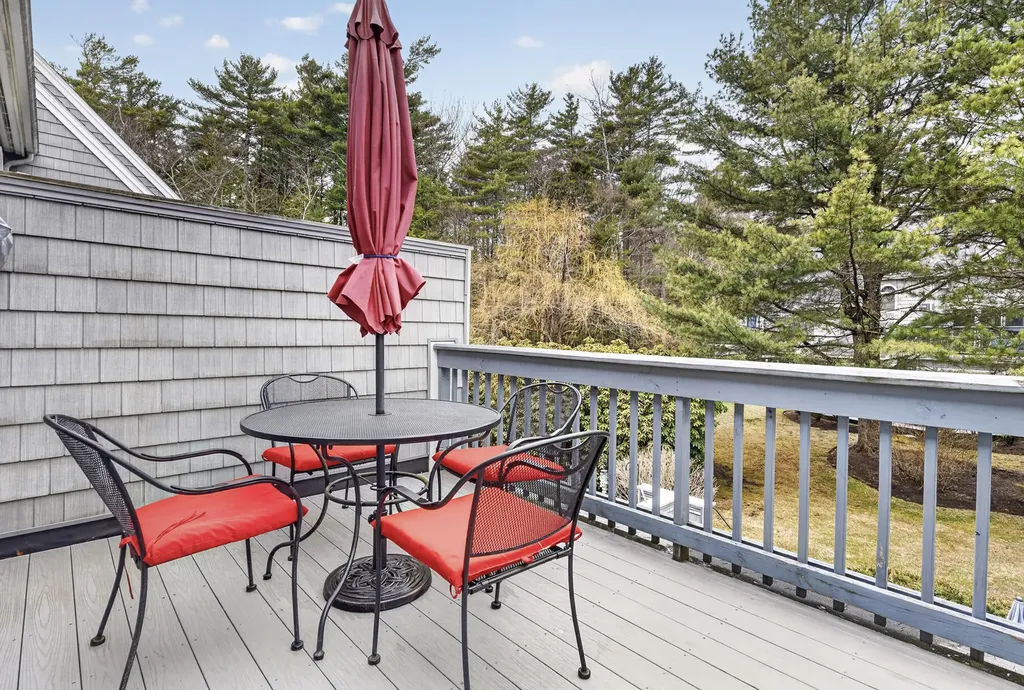146 W Grand Avenue Old Orchard Beach ME 04064