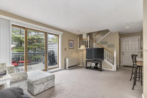 146 W Grand Avenue Old Orchard Beach ME 04064