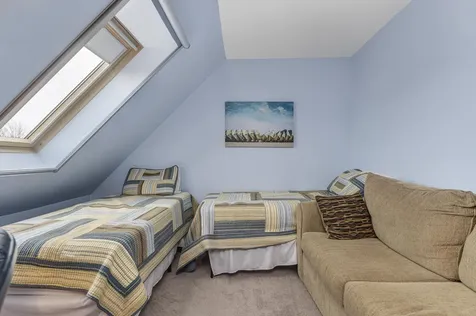 146 W Grand Avenue Old Orchard Beach ME 04064