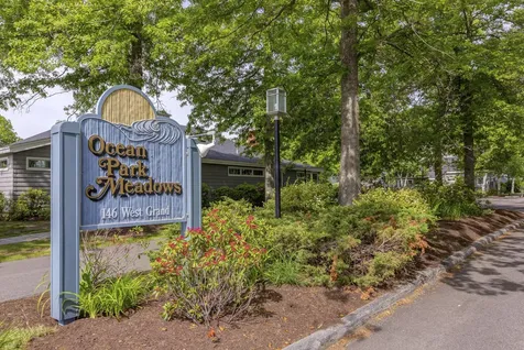 146 W Grand Avenue Old Orchard Beach ME 04064