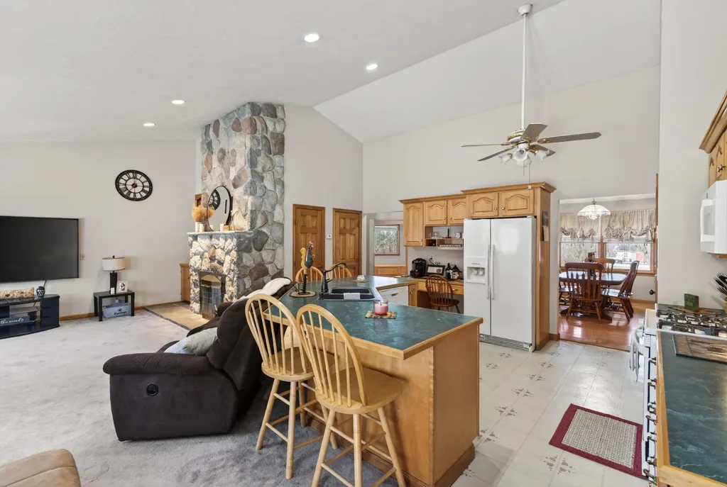 692 Battle Ridge Road Clinton ME 04927