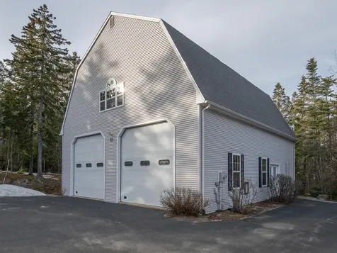 17 Mayflower Lane Bar Harbor ME 04609