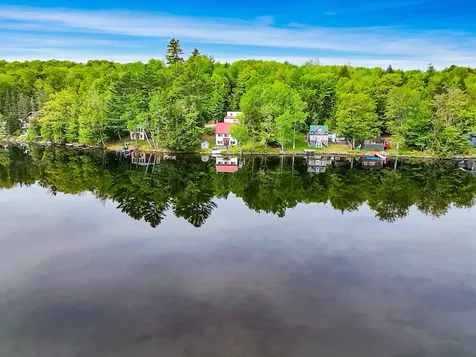 28 Waters Edge Hartford ME 04220