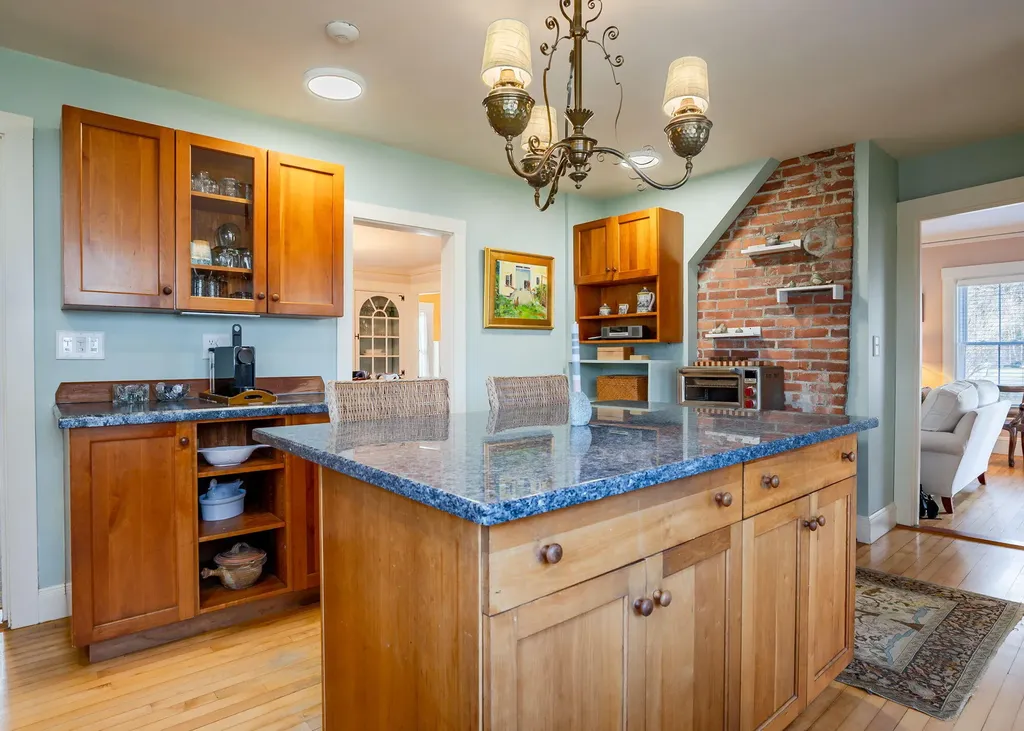 124 Washington Road Rye NH 03870