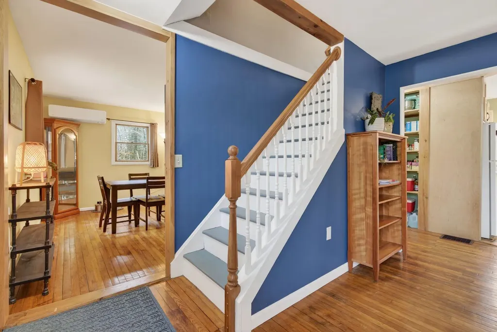 33 Old Ferry Road Wiscasset ME 04578