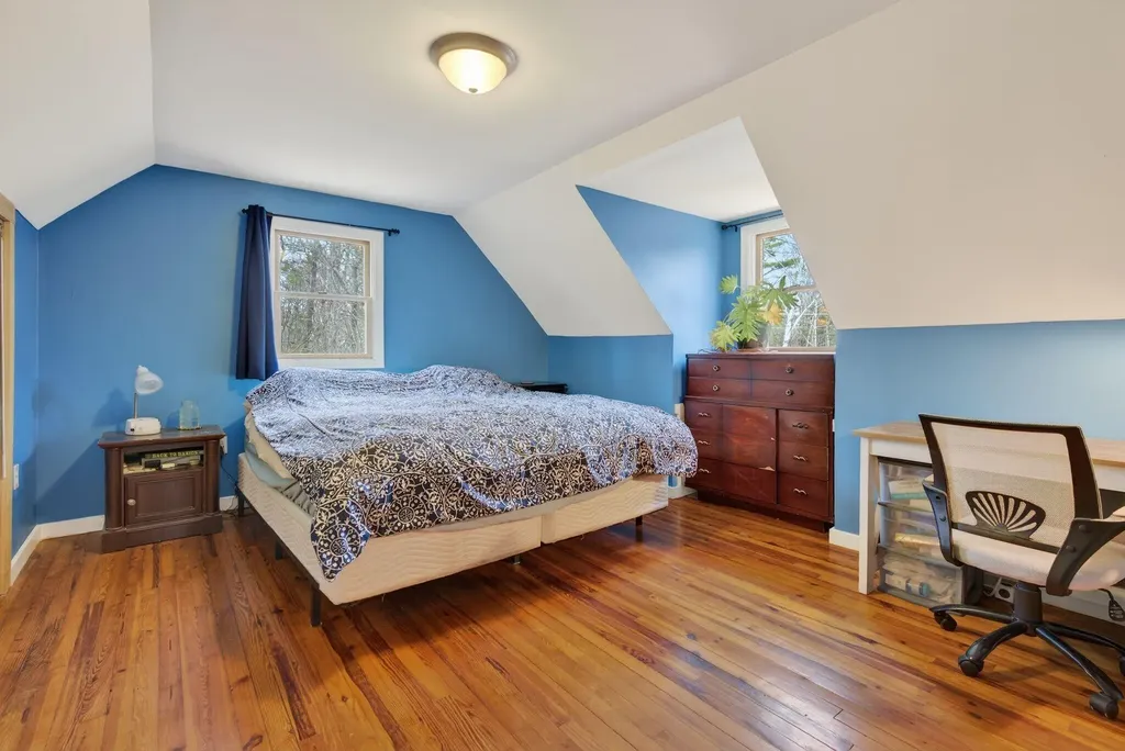 33 Old Ferry Road Wiscasset ME 04578