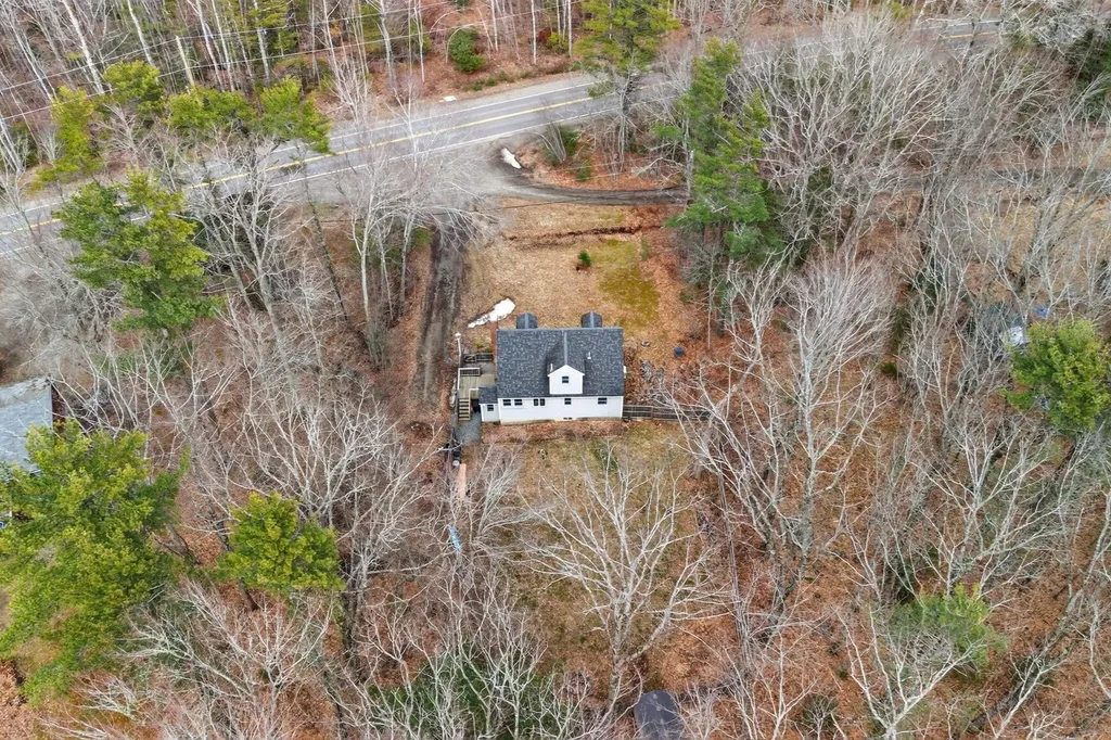 33 Old Ferry Road Wiscasset ME 04578