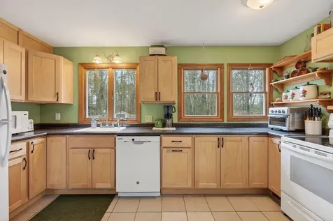 33 Old Ferry Road Wiscasset ME 04578