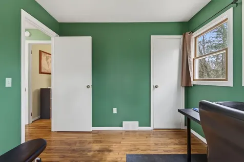 33 Old Ferry Road Wiscasset ME 04578