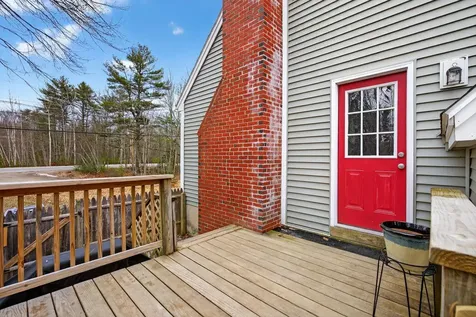 33 Old Ferry Road Wiscasset ME 04578