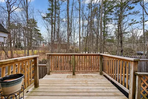 33 Old Ferry Road Wiscasset ME 04578