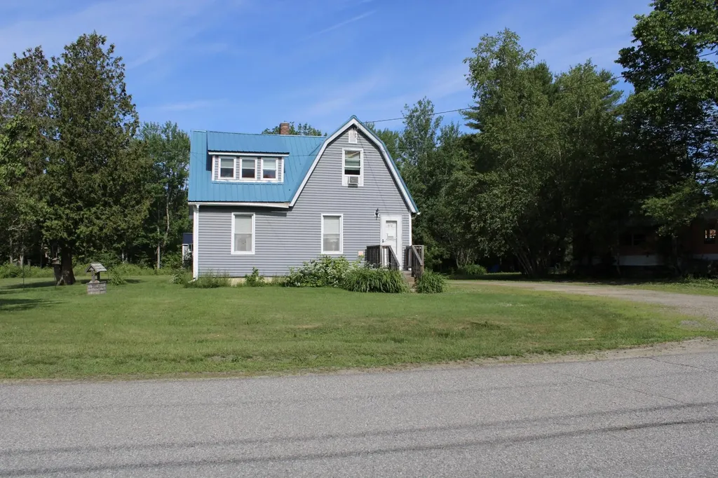 60 Penobscot Avenue Howland ME 04448