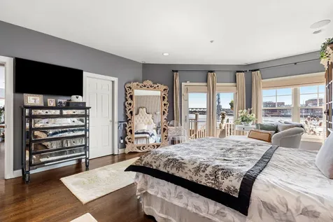 27 Badgers Island W Kittery ME 03904