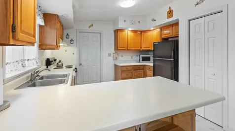 24 Laurel Circle Bangor ME 04401