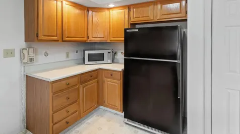 24 Laurel Circle Bangor ME 04401