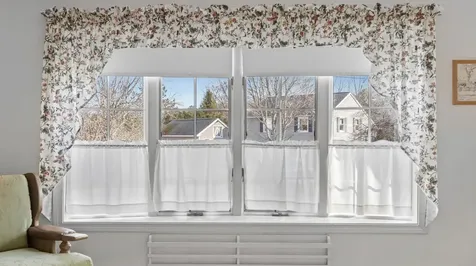 24 Laurel Circle Bangor ME 04401