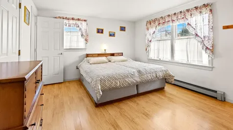 24 Laurel Circle Bangor ME 04401