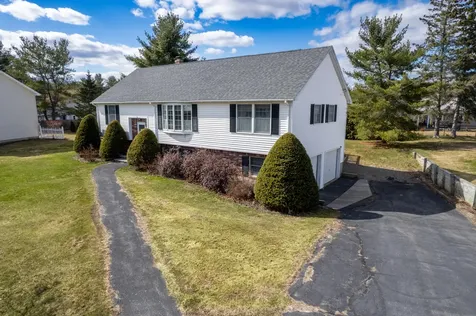 24 Laurel Circle Bangor ME 04401
