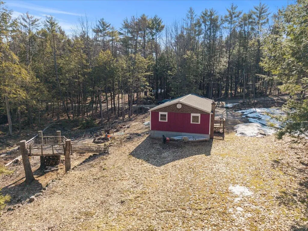 52 Rosemont Avenue Waterboro ME 04061