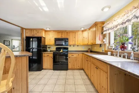52 Rosemont Avenue Waterboro ME 04061
